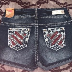 Wall flower shorts